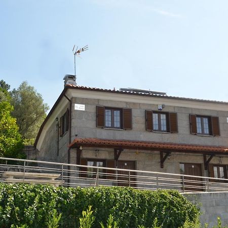Al Vivenda Romantica Geres Exterior photo
